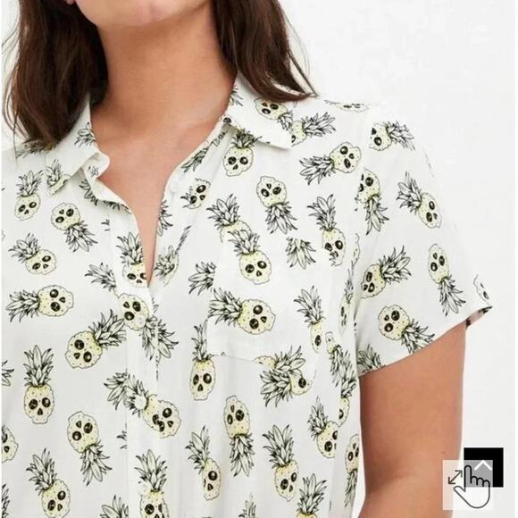 Torrid button-down blouse skull pineapples tropical whimsigoth plus size - Picture 4 of 14